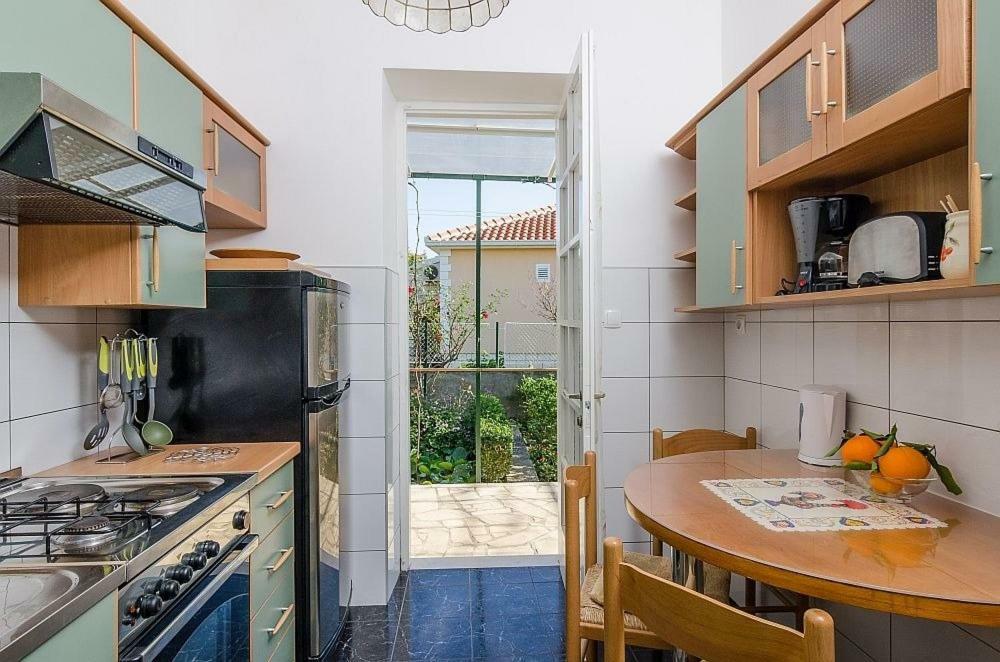 Holiday Home Marko - 70M From Sea Orebic Bagian luar foto